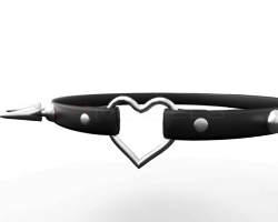 black heart necklace