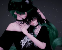 Chloe X Conner